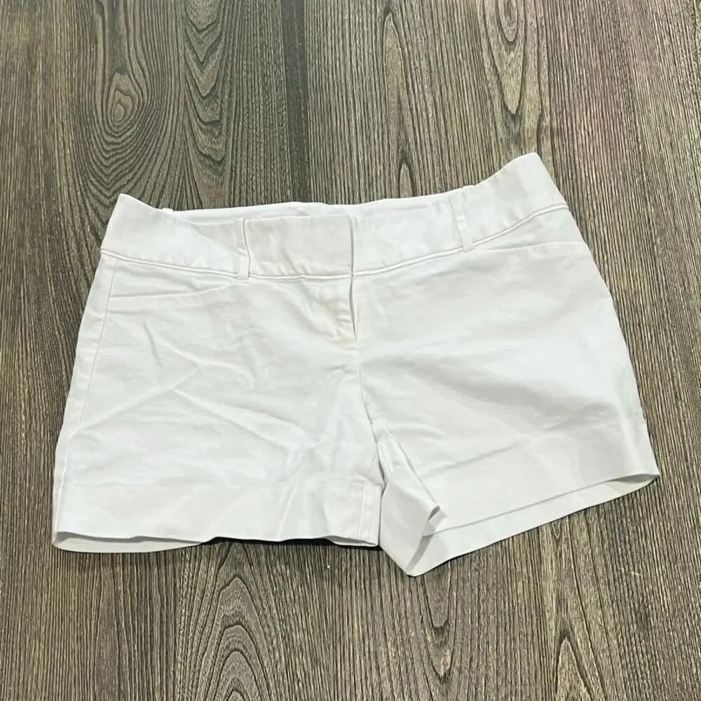 The Limited Bermuda Shorts Mid Rise Flat Front Stretch Pockets White Size 10